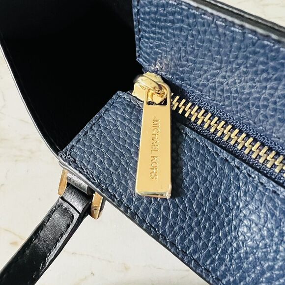MICHAEL KORS Kimberly Navy Black Leather Small Bonded Tote Bag - Picture 8 of 10